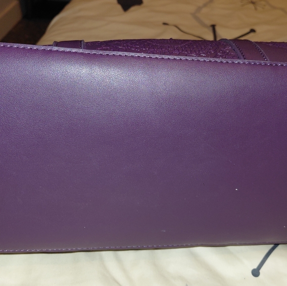 Betsey Johnson Xomattie tote bag Purple Plum Color - Picture 4 of 10